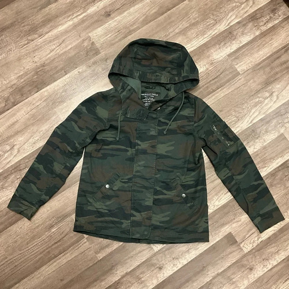 AEO Green Camo Love Embroidered Hood Jacket - Picture 3 of 11